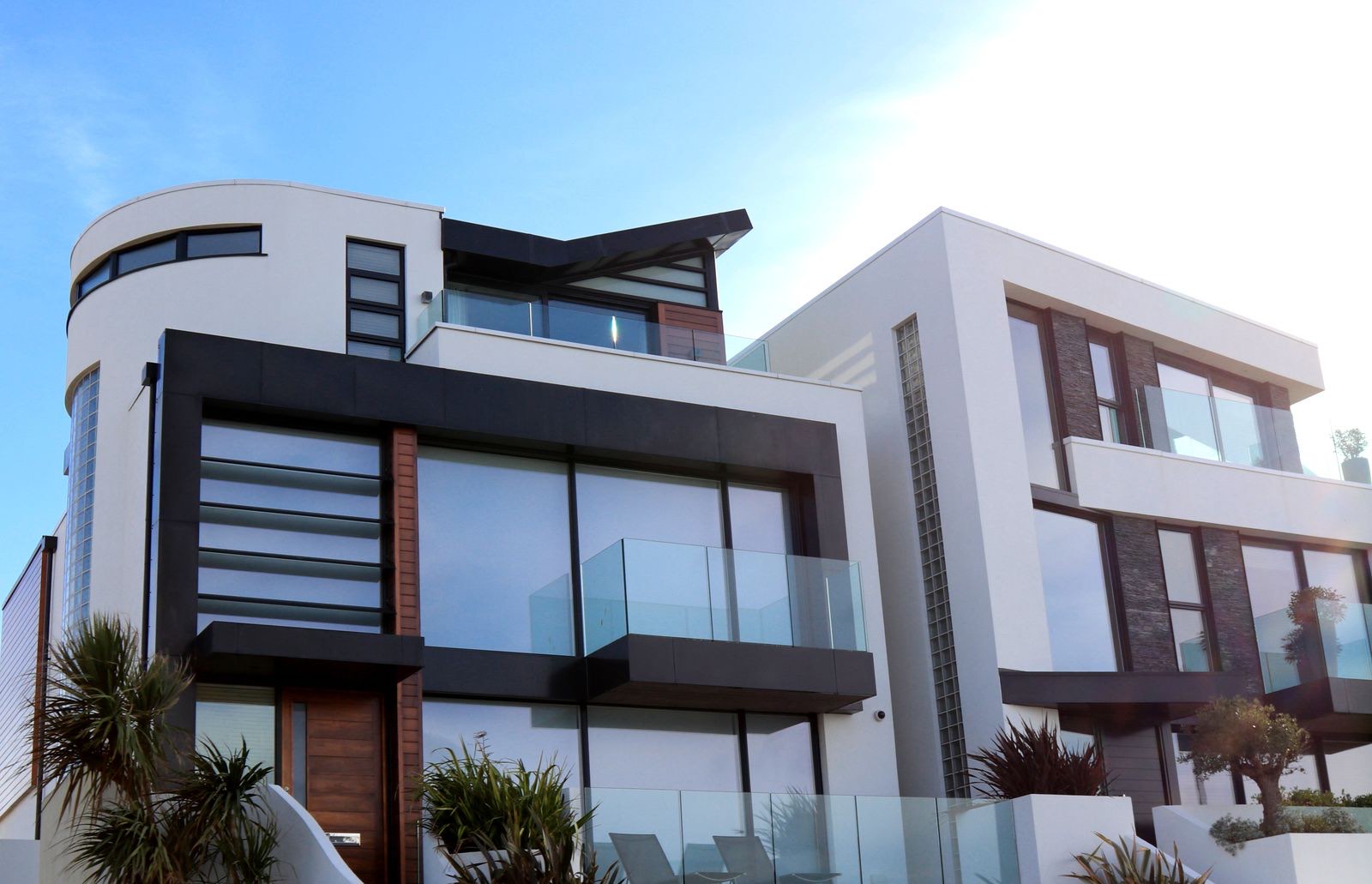 Coastal modern architecture in Delray Beach